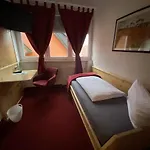 Wilder Mann Szálloda