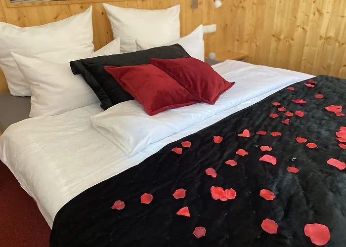Wilder Mann Hotel
