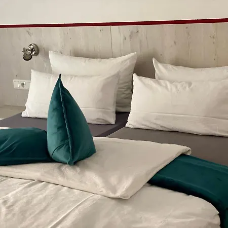 Wilder Mann Hotel